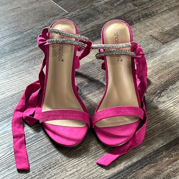 Shoedazzle Pink Slingback Sandals Heels Rhinestone  (NWOT) / Size: 8.5 - Picture 3 of 8